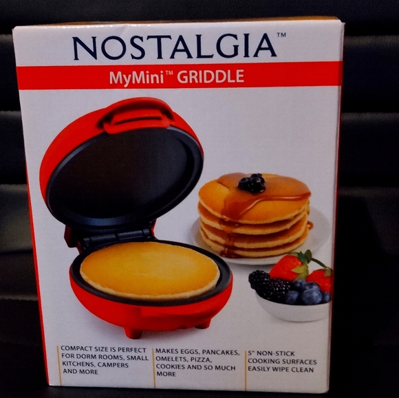 Nostalgia MyMini Griddle, 5 inch, Red - Picture 4 of 4